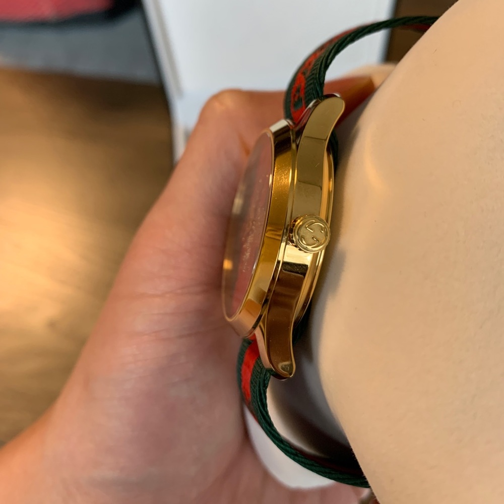 G-Timeless Gucci bee watch - Picture 5 of 8